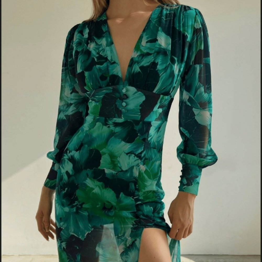 Emerald Long Sleeve Maxi Dress